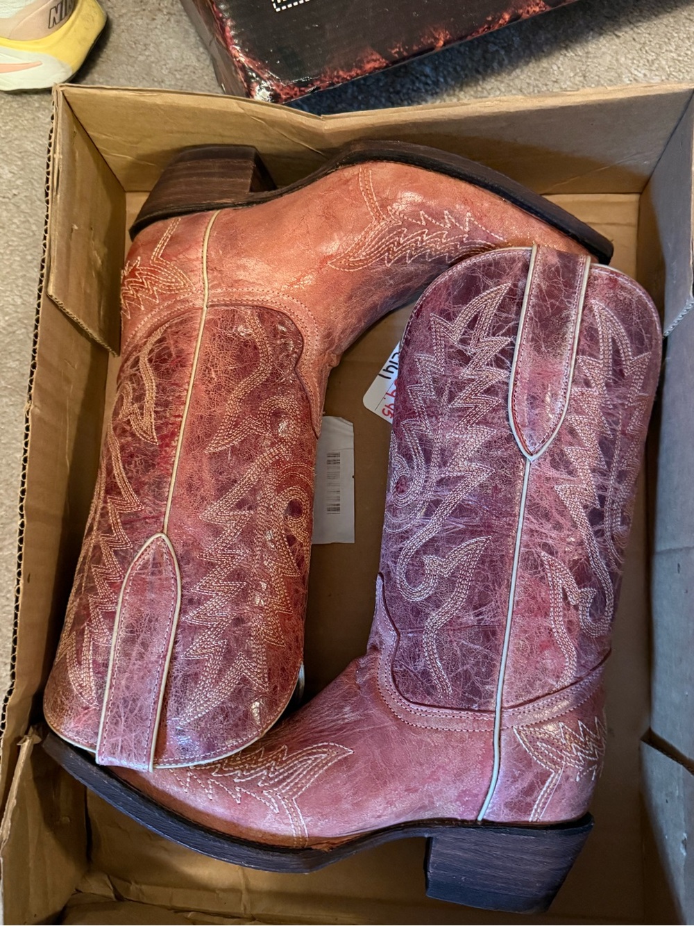 Light pink cowboy boots, size 7.5